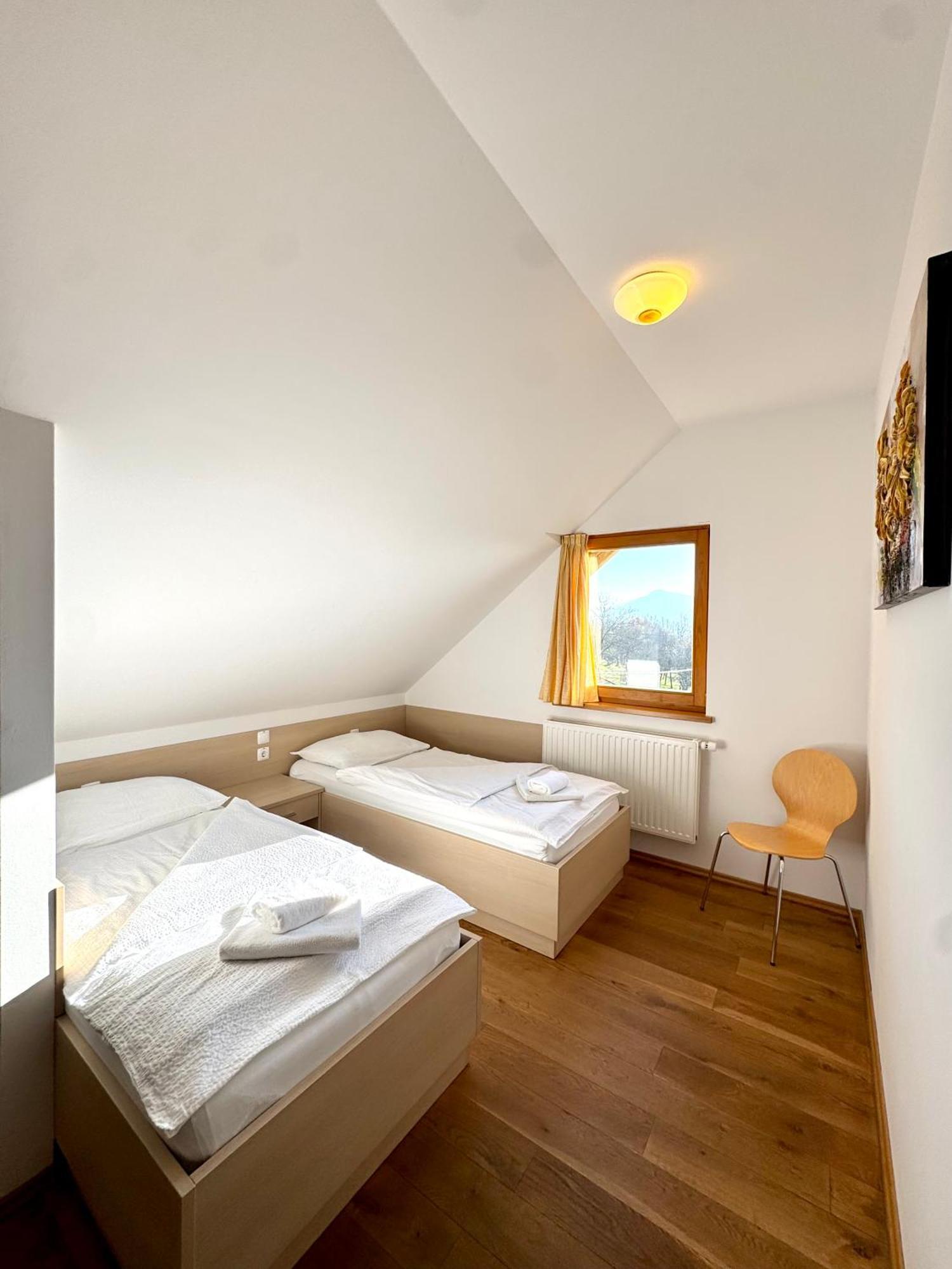 Guest House Domacija Krnc Hrib pri Hinjah Exteriér fotografie