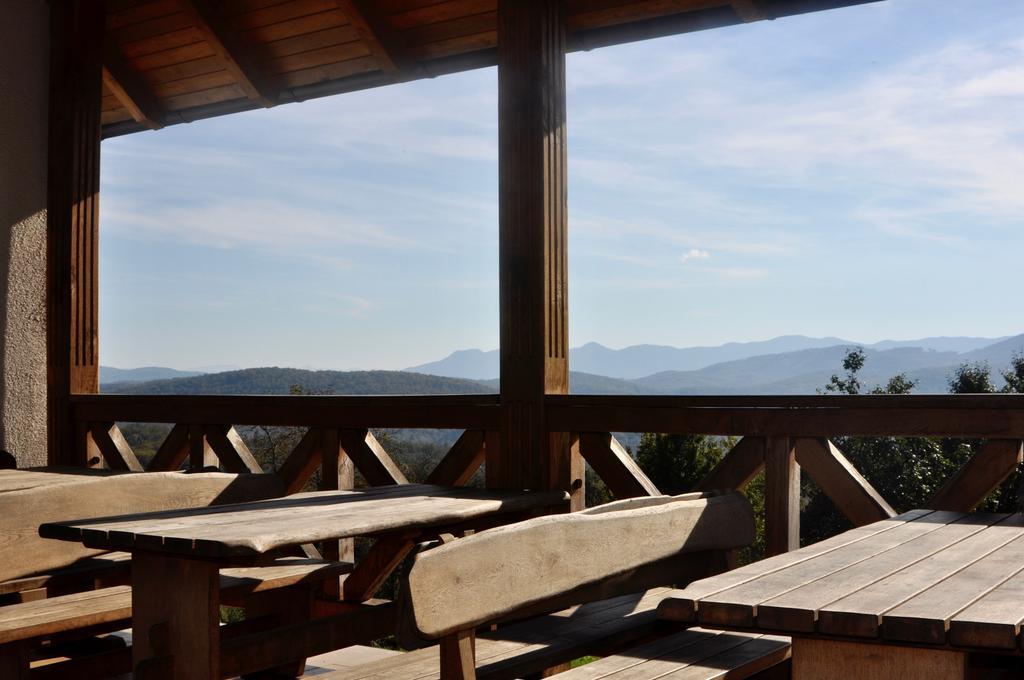 Guest House Domacija Krnc Hrib pri Hinjah Exteriér fotografie